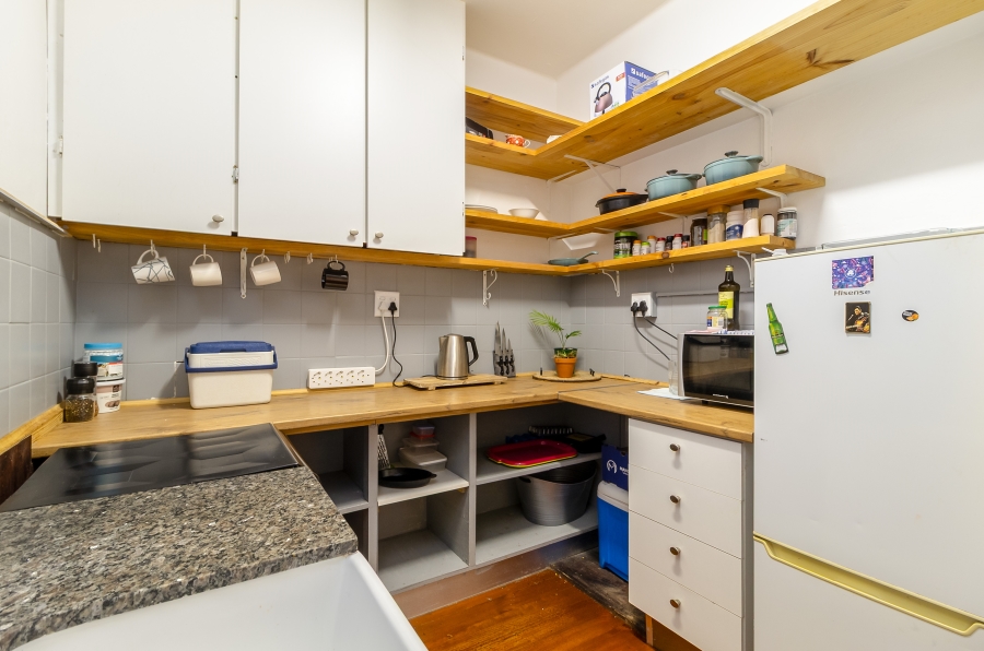 1 Bedroom Property for Sale in Oranjezicht Western Cape